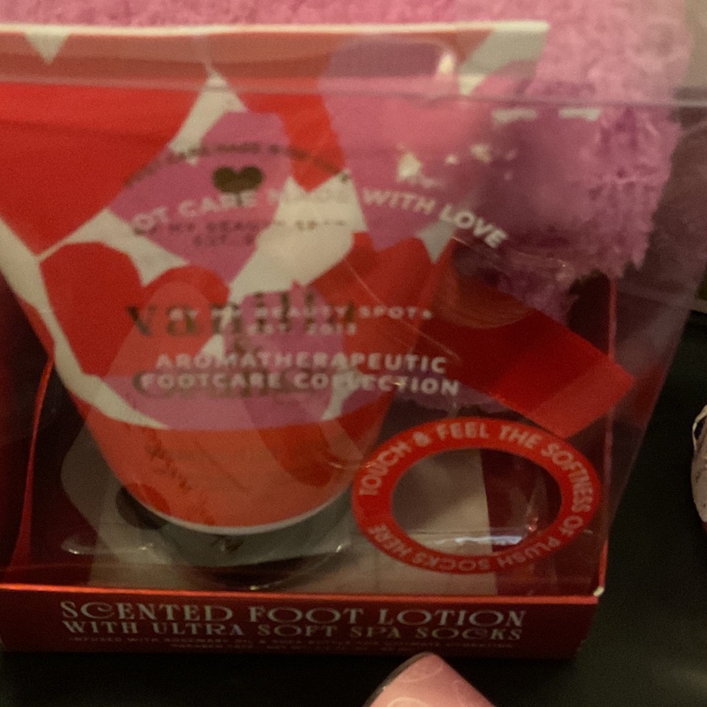 Beauty Bundle - Picture 3 of 8